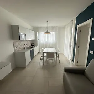  Apartmán Woody Charming - Agenzia Cocal